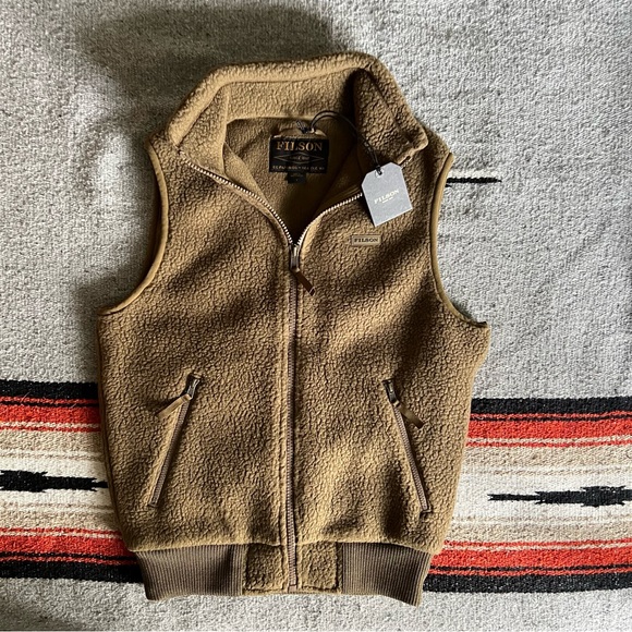 Filson Sherpa Vest - Picture 10 of 12